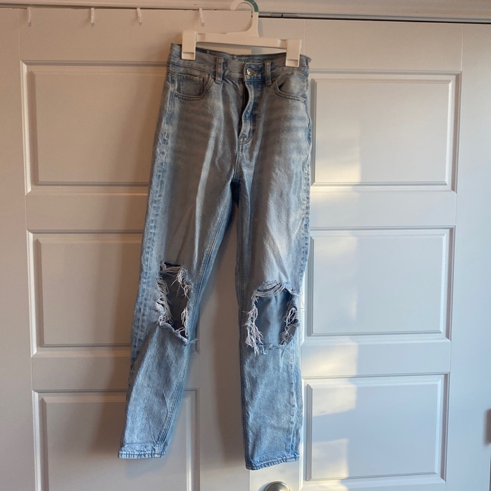 American Eagle Mom Jeans